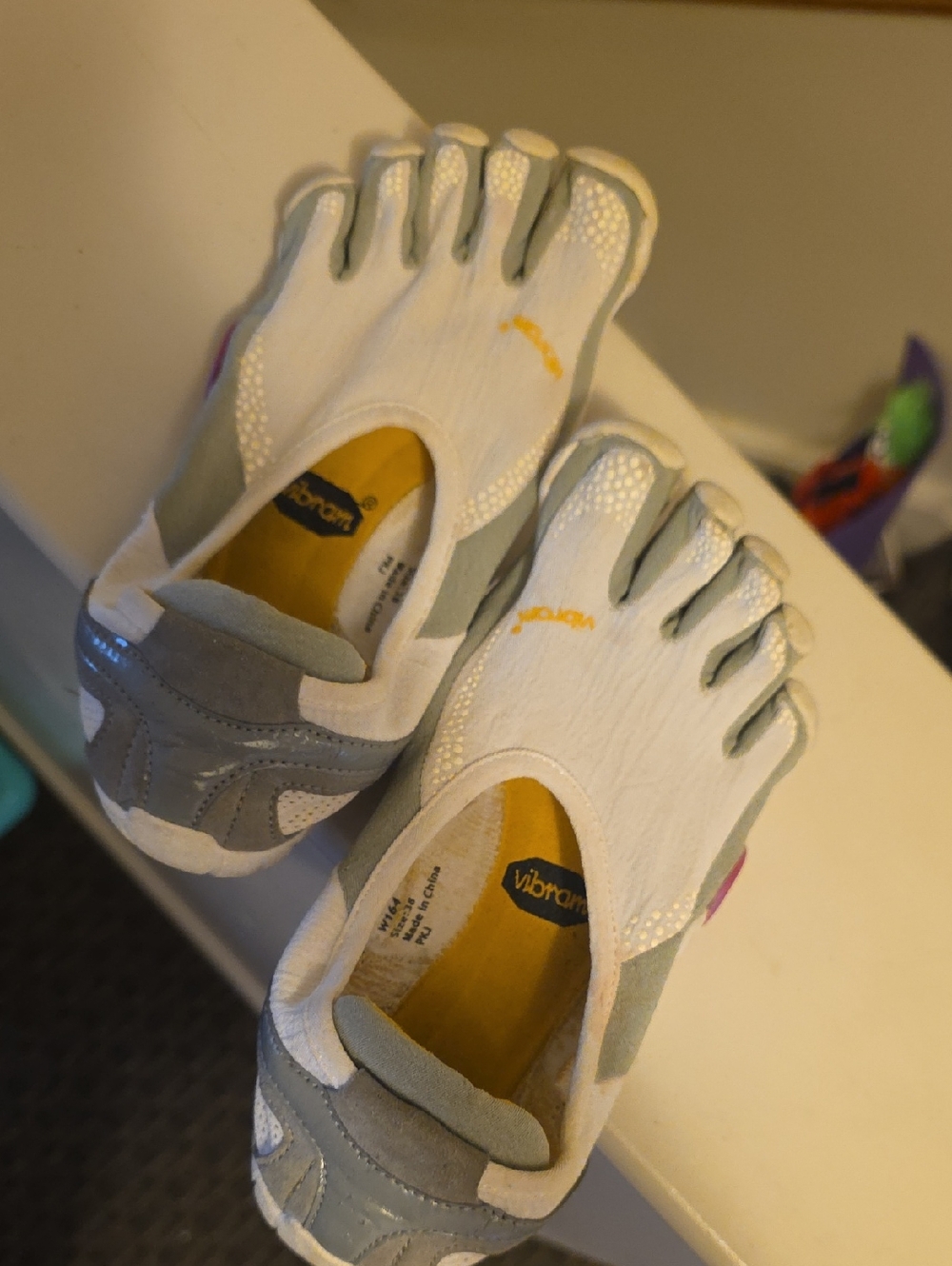 Vibram FiveFingers White and Gray Toe Running Shoes